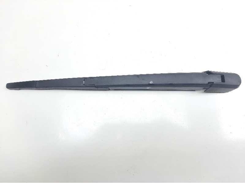 Recambio de brazo limpia trasero para opel astra j sports tourer cosmo referencia OEM IAM   