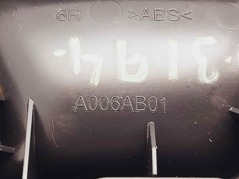 Recambio de maneta interior trasera derecha para opel crossland x selective referencia OEM IAM 13484998 A006AB01 