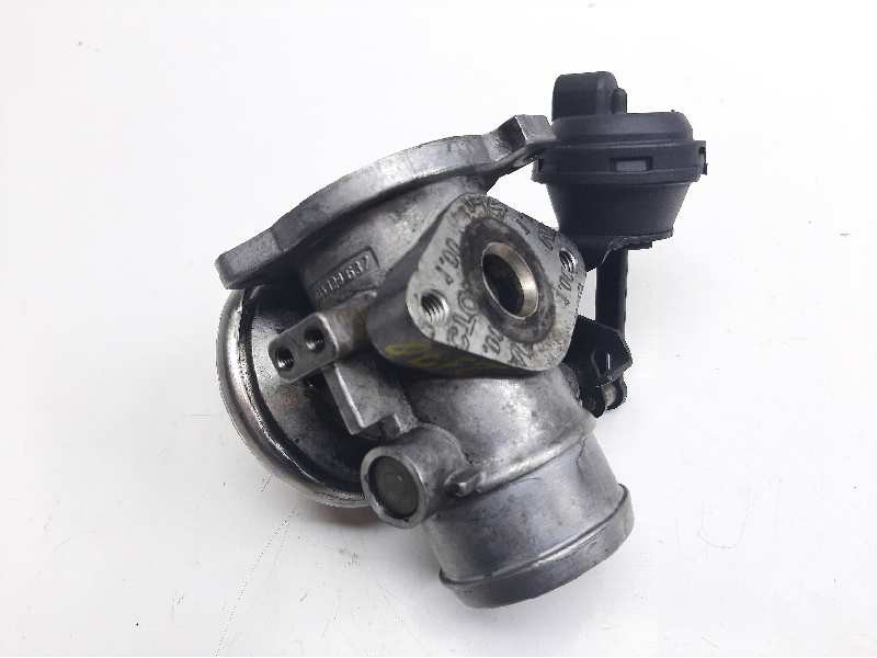 Recambio de valvula egr para volkswagen golf iv berlina (1j1) básico referencia OEM IAM 038129637  