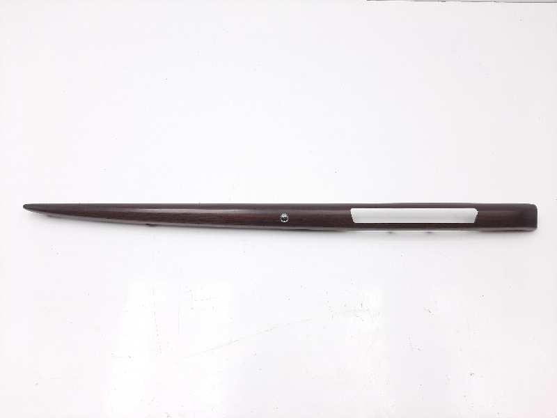 Recambio de moldura para jaguar xf 2.2 diesel referencia OEM IAM 8X23045K16A  