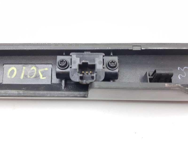 Recambio de moldura para jaguar xf 2.2 diesel referencia OEM IAM 8X23045K16A  