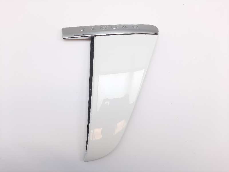 Recambio de molduras delanteras para jaguar xf 2.2 diesel referencia OEM IAM CX23280B10A  