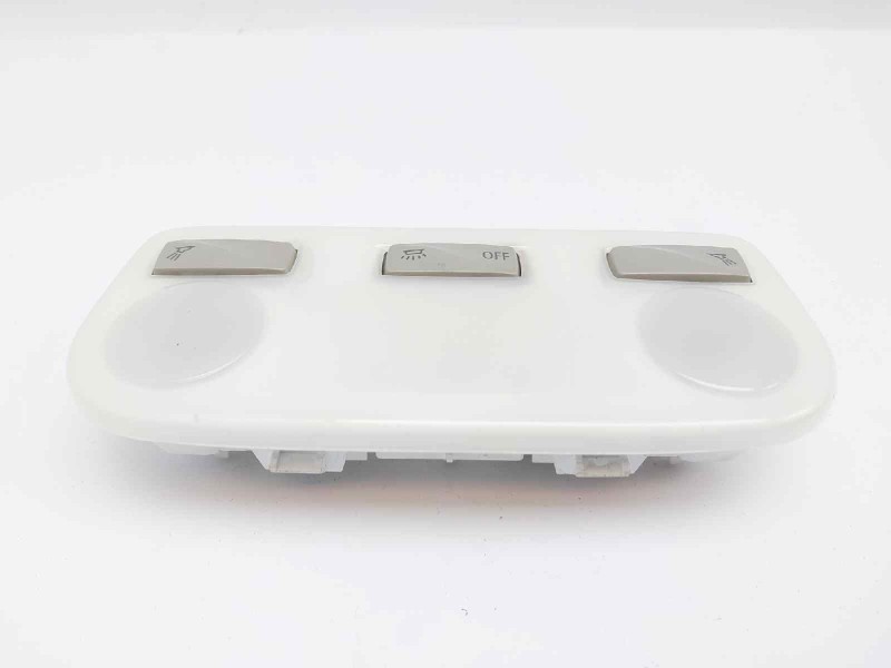 Recambio de luz interior para renault fluence dynamique referencia OEM IAM   