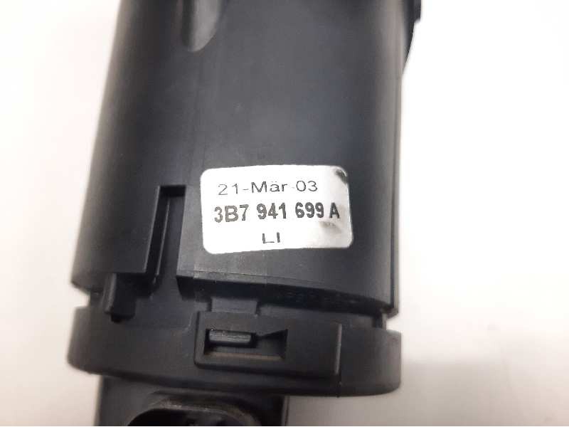 Recambio de faro antiniebla izquierdo para volkswagen passat berlina (3b3) comfortline referencia OEM IAM 3B7941699A  