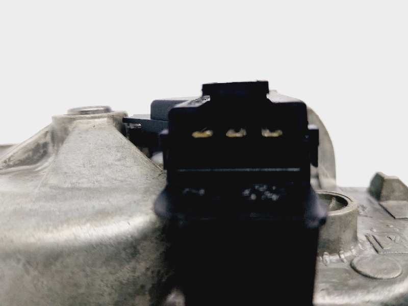 Recambio de motor limpia trasero para opel insignia berlina cosmo referencia OEM IAM 13269910  