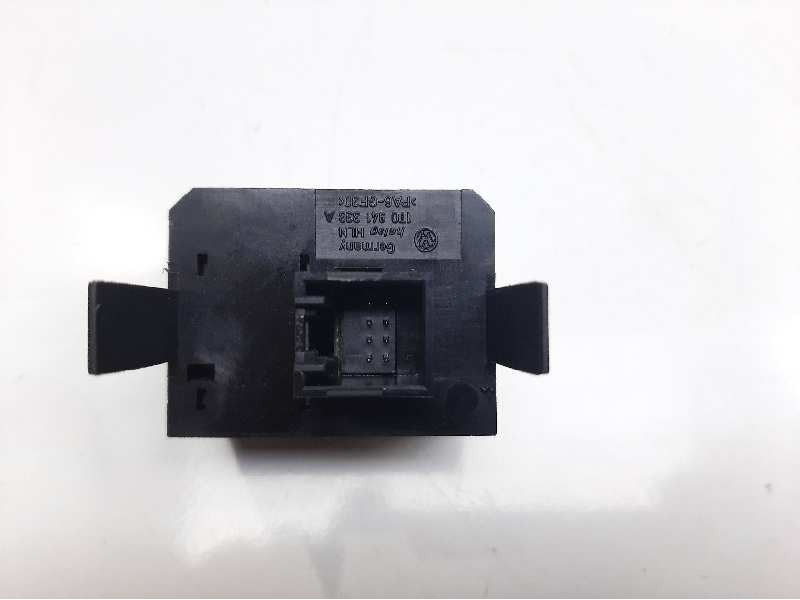 Recambio de no identificado para volkswagen touran (1t1) trendline referencia OEM IAM 1T0941333  