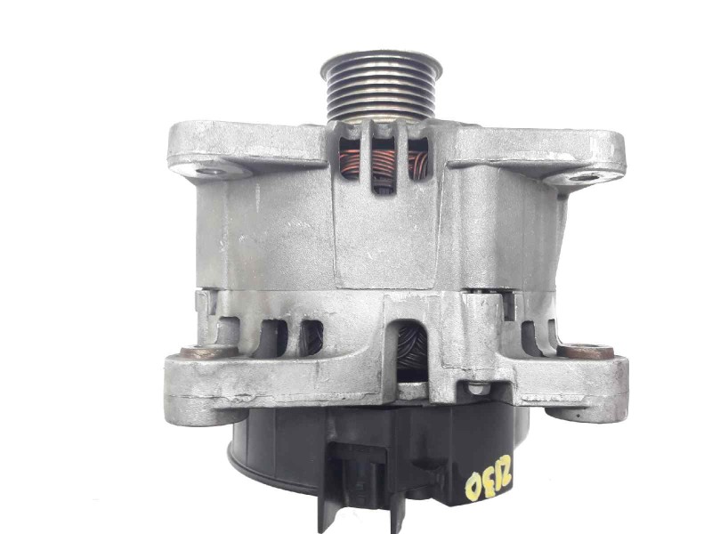 Recambio de alternador para renault laguna coupe emotion plus referencia OEM IAM 8200846074A TG15C141 