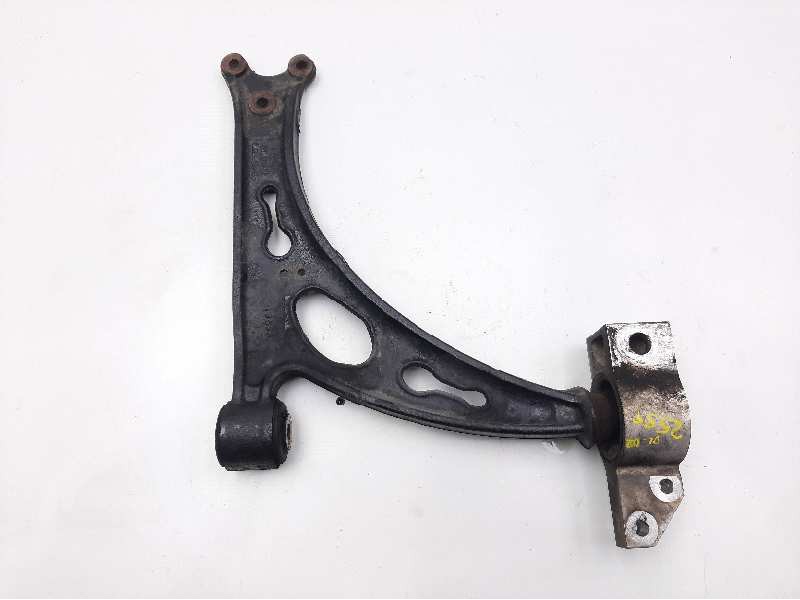 Recambio de brazo suspension inferior delantero derecho para volkswagen touran (1t1) trendline referencia OEM IAM 1K0407153G  