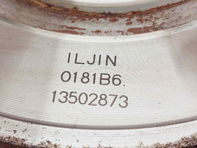 Recambio de buje para chevrolet cruze ls referencia OEM IAM 13502873  