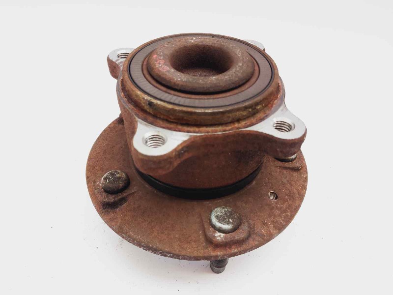 Recambio de buje para chevrolet cruze ls referencia OEM IAM 13502873  