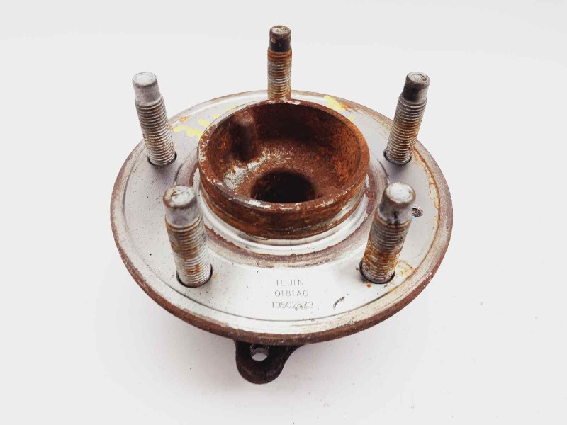 Recambio de buje para chevrolet cruze ls referencia OEM IAM 13502873  