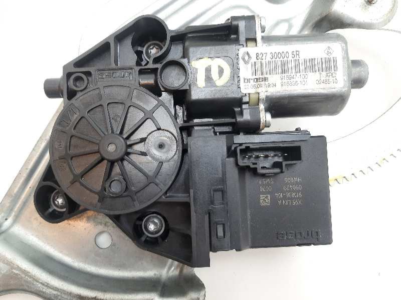 Recambio de elevalunas trasero derecho para renault scenic iii dynamique referencia OEM IAM 827300005R 966415102 