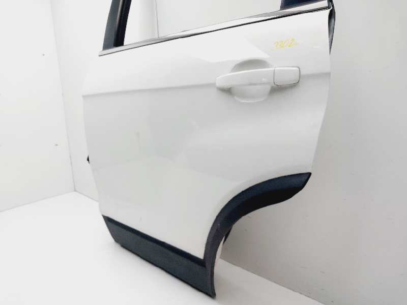 Recambio de puerta trasera izquierda para chevrolet captiva 2.2 vcdi lt 2wd referencia OEM IAM 94543752  