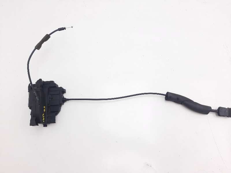 Recambio de cerradura puerta trasera derecha para renault scenic iii dynamique referencia OEM IAM 825020033R  