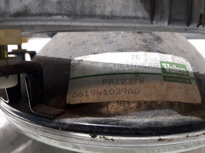 Recambio de faro derecho para volkswagen polo (867/871/873) referencia OEM IAM 861941039 VALEO 