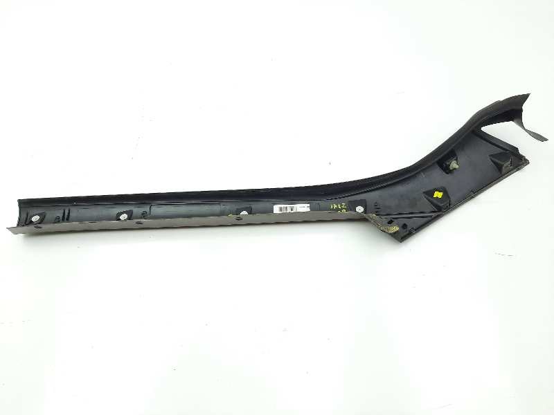 Recambio de molduras delanteras para renault scenic iii dynamique referencia OEM IAM 768350002R  