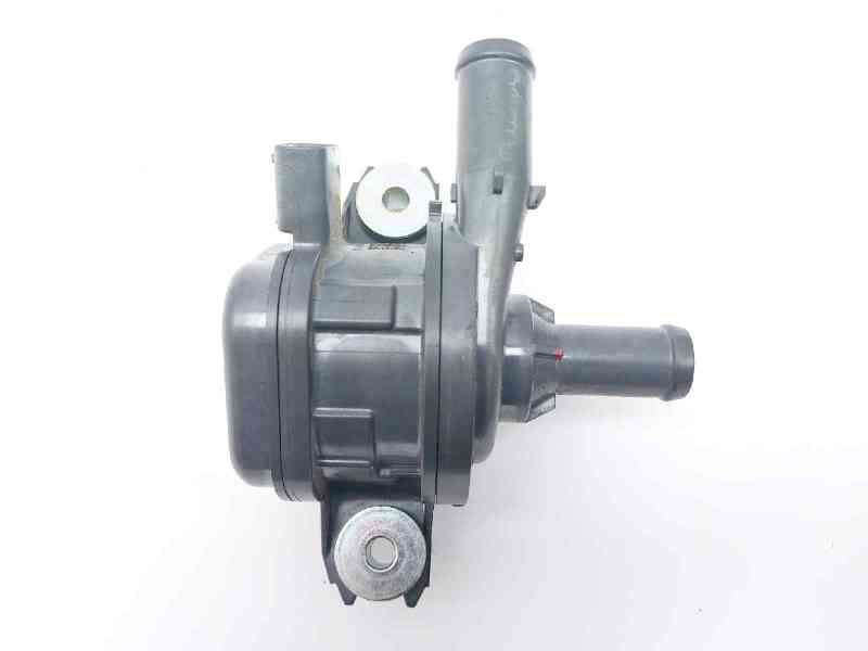 Recambio de bomba agua para toyota c-hr 1.8 hibrido referencia OEM IAM G904047040 43549G091287 