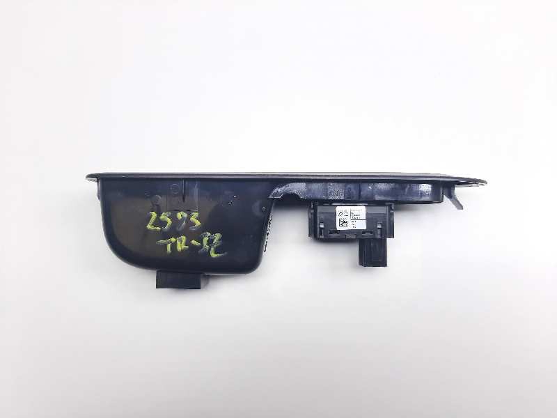 Recambio de mando elevalunas trasero izquierdo para citroen c4 lim. live edition referencia OEM IAM 96657926XT  