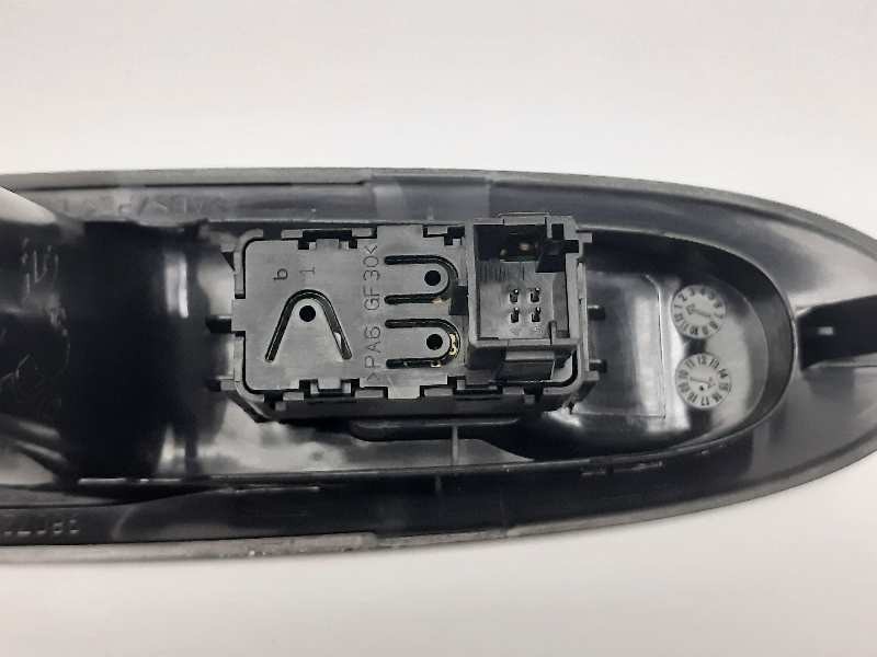Recambio de mando elevalunas trasero izquierdo para citroen c4 lim. live edition referencia OEM IAM 96657926XT  