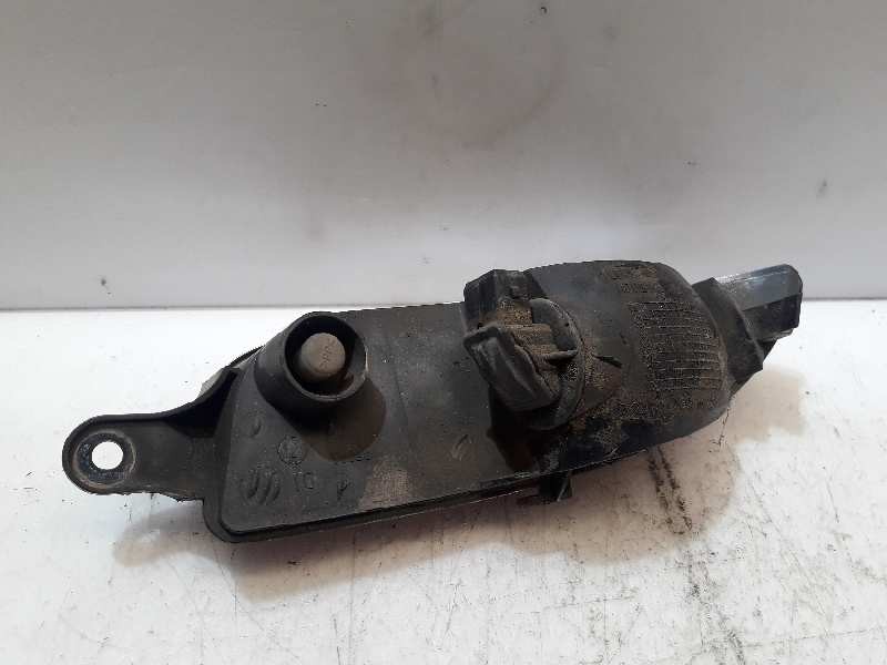Recambio de faro antiniebla trasero izquierdo para opel corsa c cosmo referencia OEM IAM   