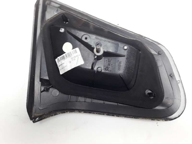 Recambio de piloto trasero derecho interior para citroen c3 tonic referencia OEM IAM 9803934280  