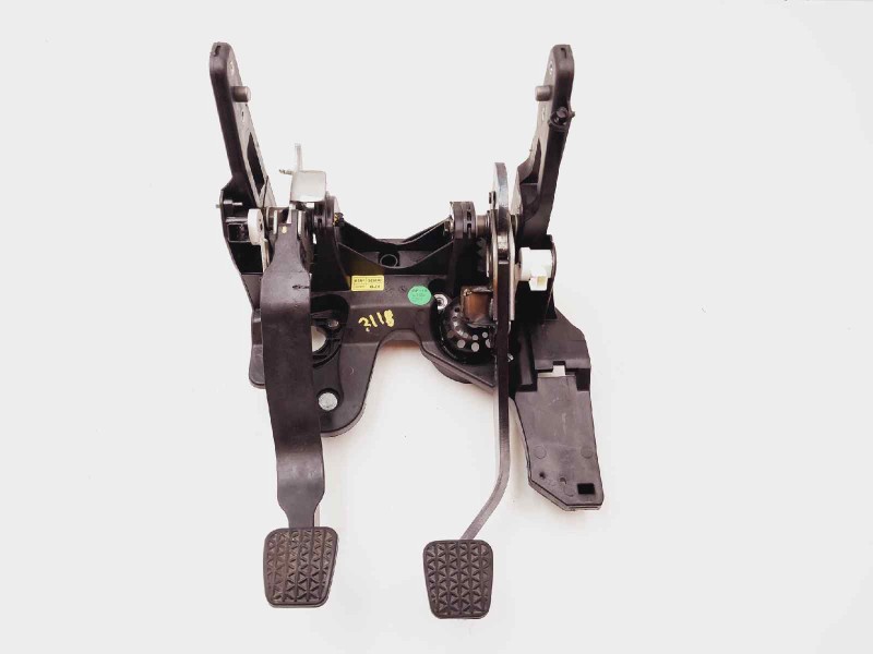 Recambio de pedal freno para chevrolet cruze ls referencia OEM IAM 13328361  