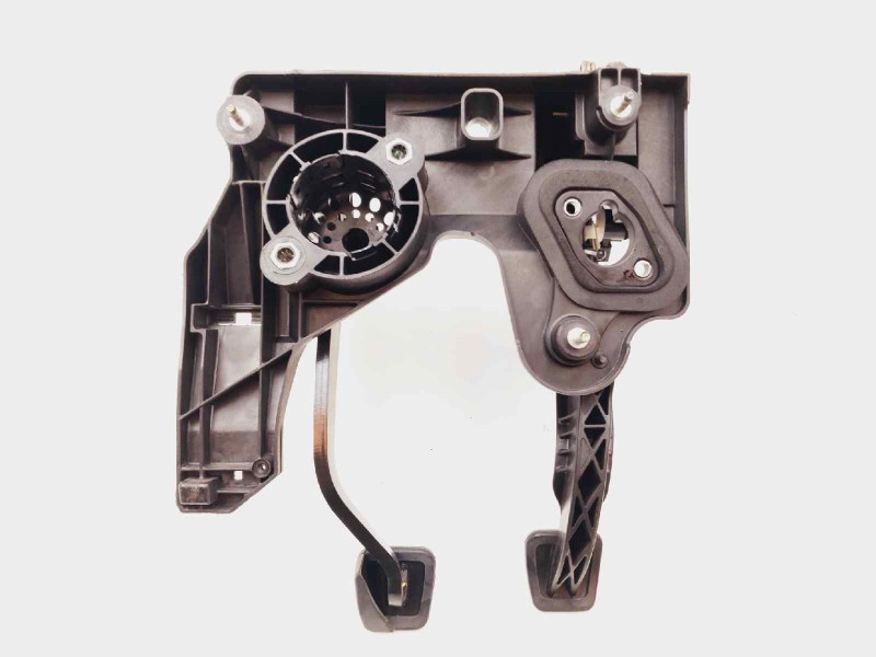 Recambio de pedal freno para chevrolet cruze ls referencia OEM IAM 13328361  