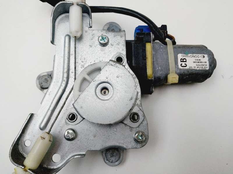 Recambio de elevalunas trasero derecho para chevrolet captiva 2.2 vcdi lt 2wd referencia OEM IAM 25937970  