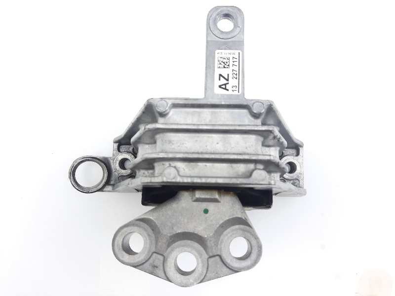 Recambio de soporte motor derecho para opel insignia berlina selective referencia OEM IAM 13227717  