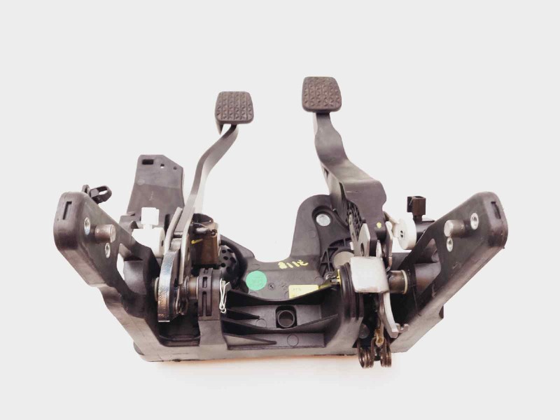 Recambio de pedal freno para chevrolet cruze ls referencia OEM IAM 13328361  