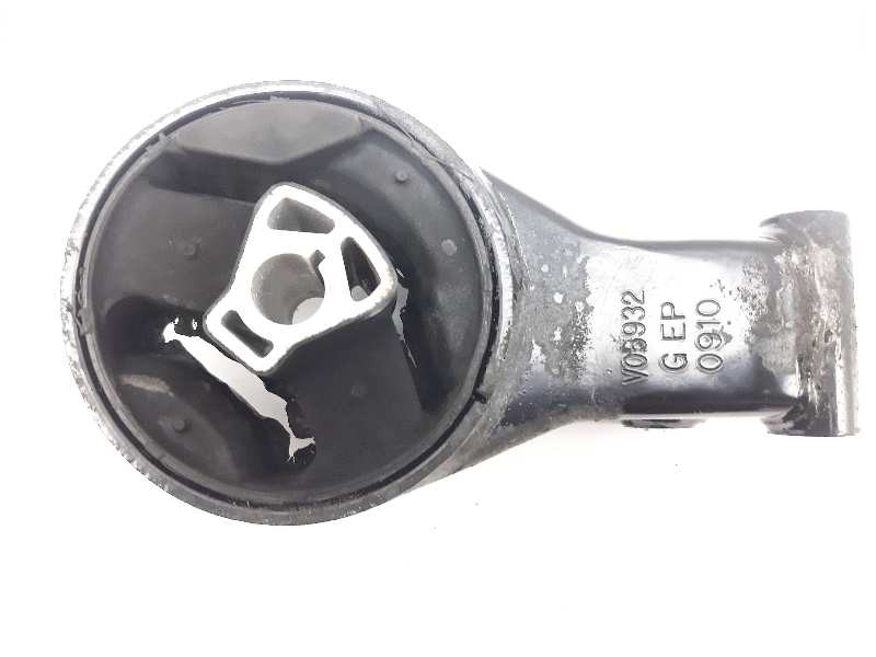 Recambio de soporte motor trasero para opel insignia berlina selective referencia OEM IAM 13228303  