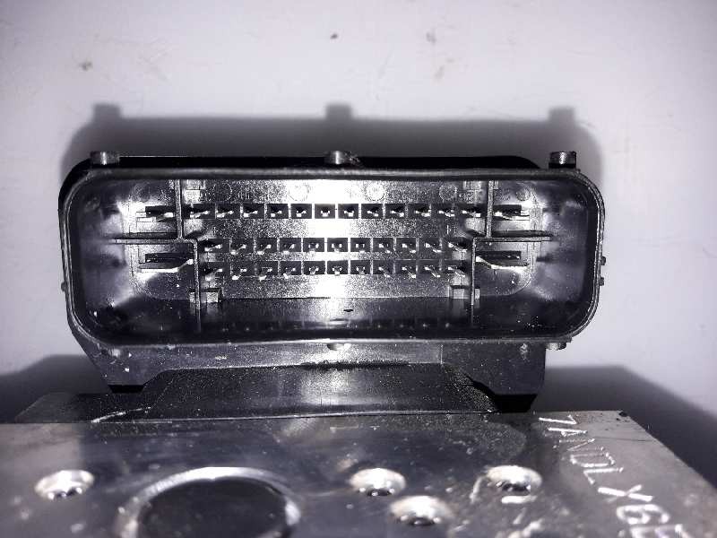 Recambio de abs para kia rio concept referencia OEM IAM 589201W500 MANDO 