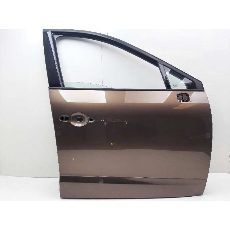 Recambio de puerta delantera derecha para renault scenic iii dynamique referencia OEM IAM 801005468R  