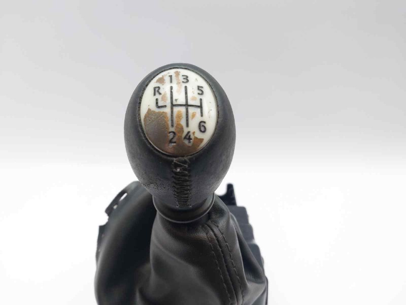 Recambio de palanca cambio para renault fluence dynamique referencia OEM IAM 8201062921A  