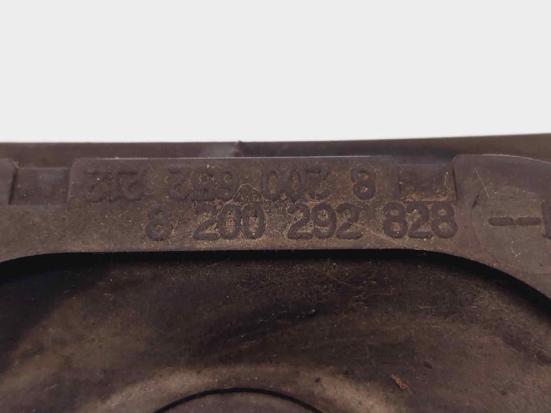 Recambio de soporte cambio para renault laguna coupe monaco gp referencia OEM IAM 8200277209  