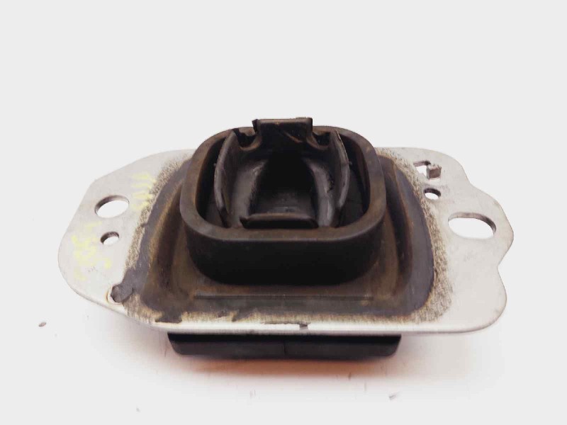 Recambio de soporte cambio para renault laguna coupe monaco gp referencia OEM IAM 8200277209  