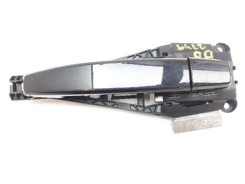 Recambio de maneta exterior delantera derecha para opel insignia berlina selective referencia OEM IAM 14096401 13577495 