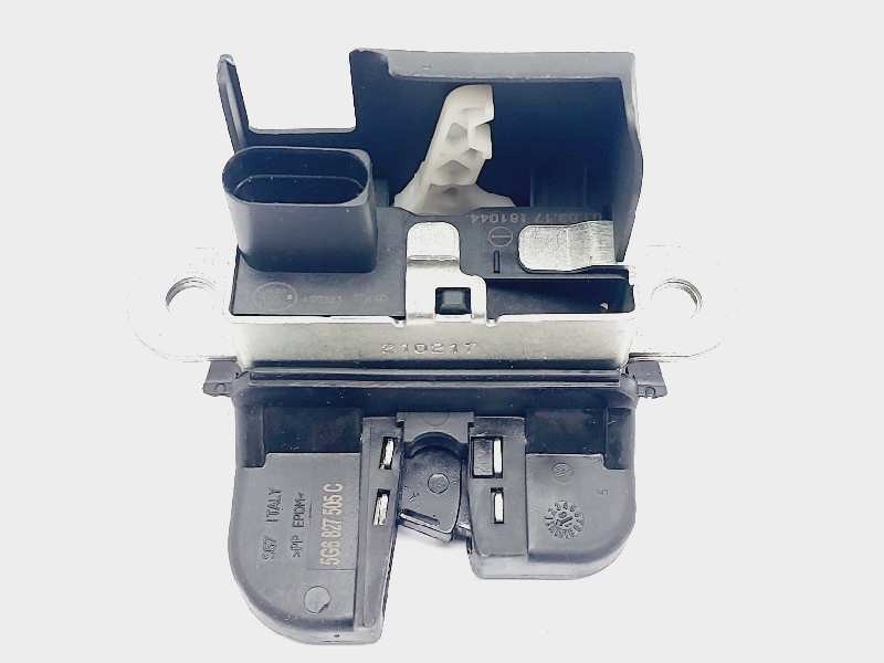Recambio de cerradura maletero / porton para volkswagen golf vii lim. (bq1) trendline referencia OEM IAM 5G6827505C  