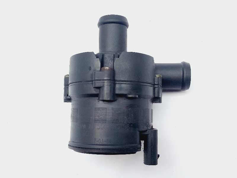 Recambio de bomba agua para volkswagen golf vii lim. (bq1) trendline referencia OEM IAM 5C0965567  