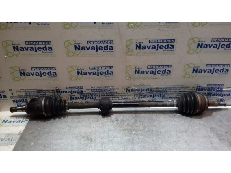 Recambio de transmision delantera derecha para toyota corolla (e12) 1.4 linea terra berlina referencia OEM IAM   