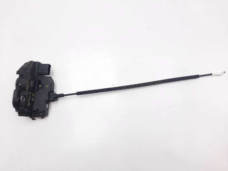 Recambio de cerradura puerta delantera derecha para opel insignia berlina selective referencia OEM IAM 3023880RH1  