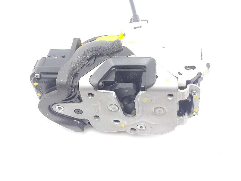 Recambio de cerradura puerta delantera izquierda para opel insignia berlina selective referencia OEM IAM 13577983LH1 3023881 