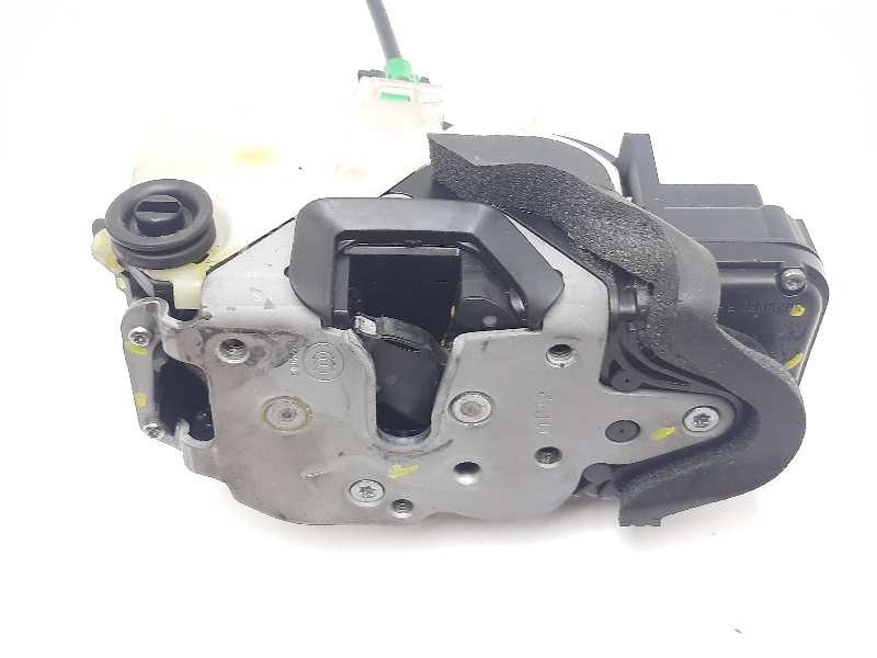 Recambio de cerradura puerta trasera derecha para opel insignia berlina selective referencia OEM IAM 3023880RH2  