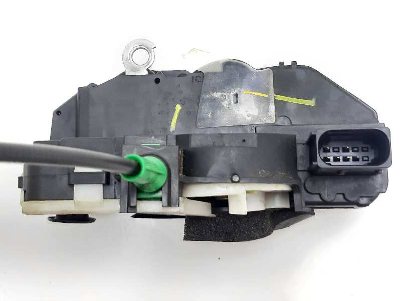 Recambio de cerradura puerta trasera derecha para opel insignia berlina selective referencia OEM IAM 3023880RH2  