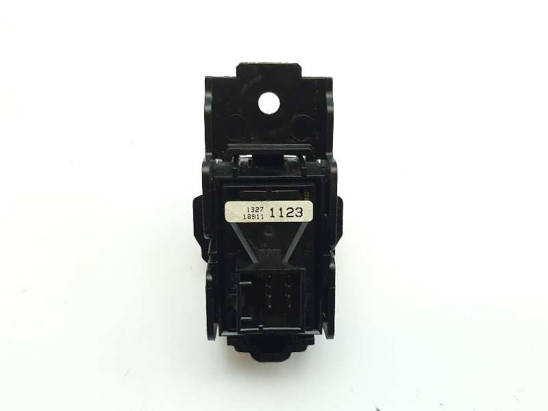 Recambio de interruptor para opel insignia berlina referencia OEM IAM 13271123  