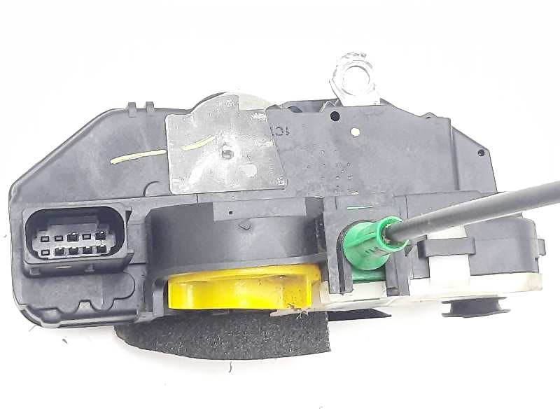 Recambio de cerradura puerta trasera izquierda para opel insignia berlina selective referencia OEM IAM 13578024 3023881LH1 