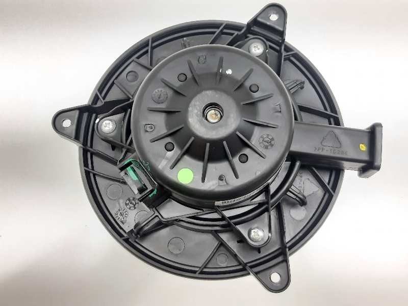 Recambio de motor calefaccion para opel insignia berlina selective referencia OEM IAM 5242673401  