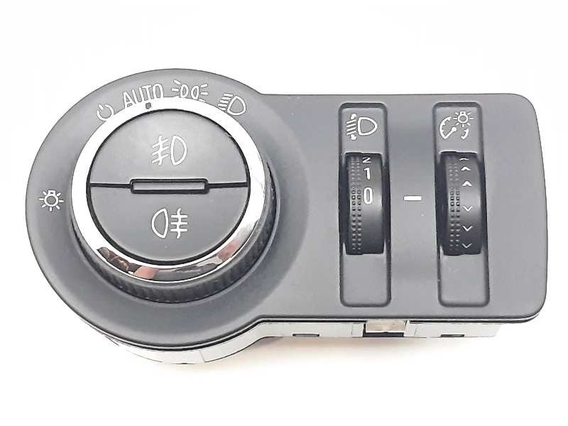 Recambio de mando luces para opel insignia berlina selective referencia OEM IAM 13268702  