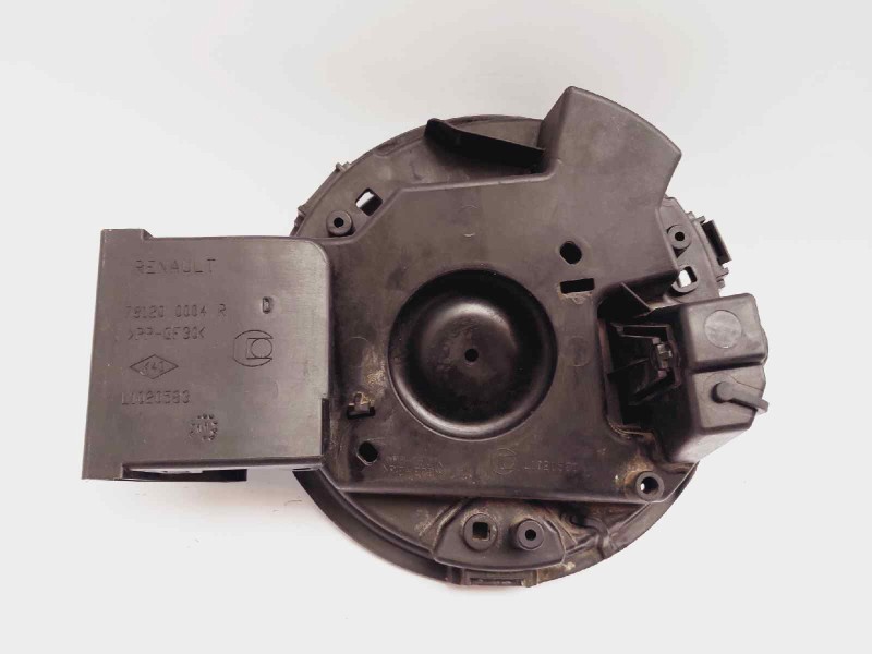 Recambio de tapa exterior combustible para renault laguna coupe monaco gp referencia OEM IAM 781200004R  