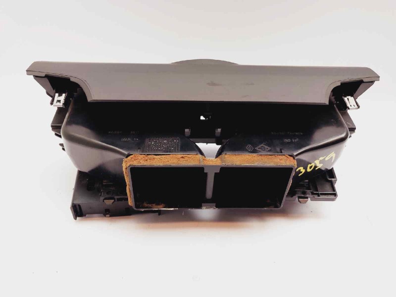 Recambio de rejilla aireadora para renault laguna coupe monaco gp referencia OEM IAM   